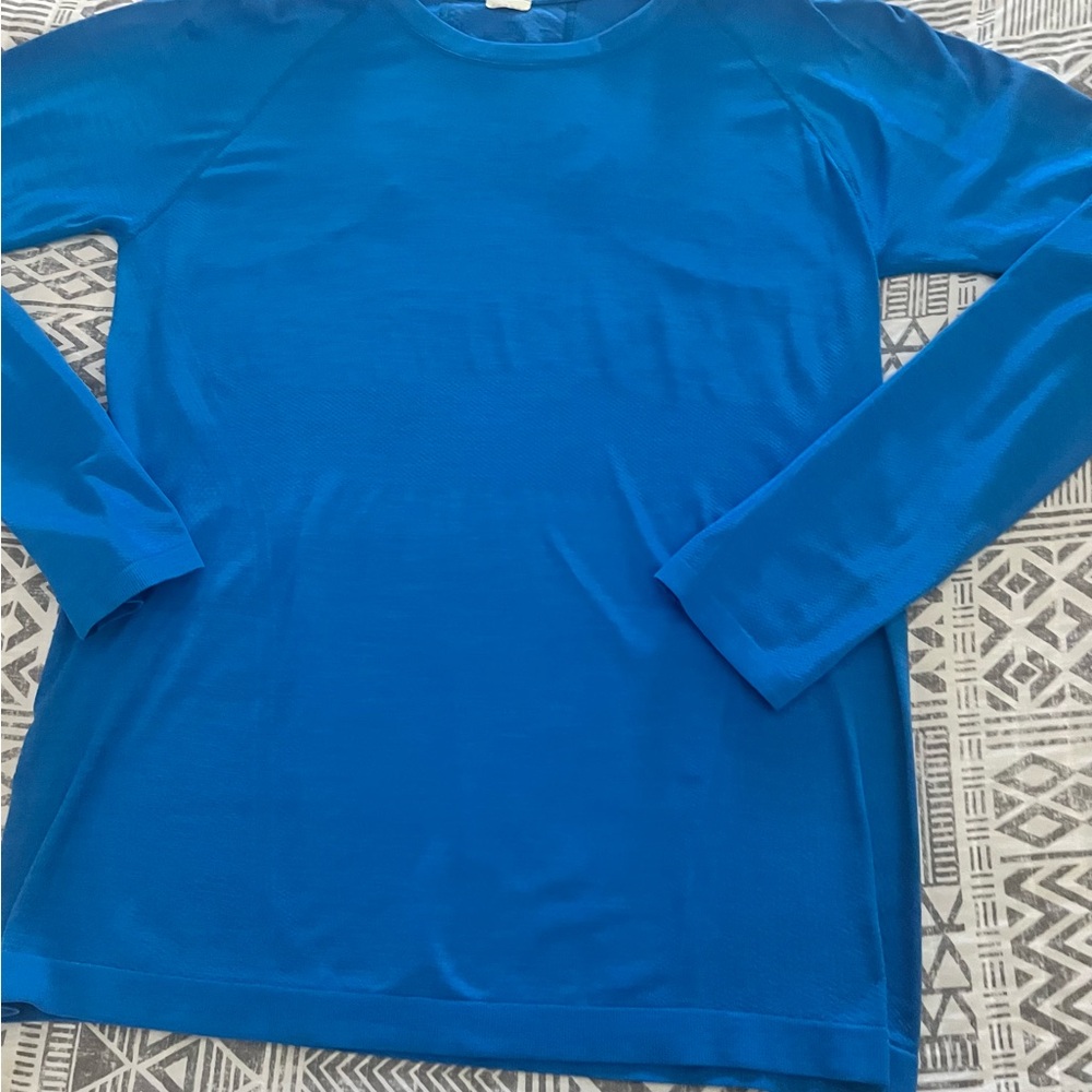 Athleta Momentum seamless top, size XL, blue, like new condition